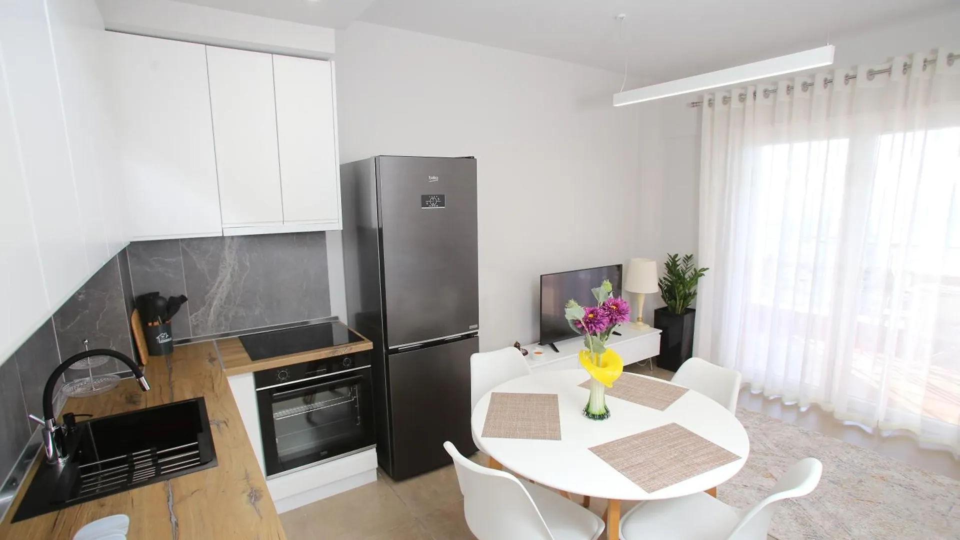 Nova Sea View Apartments Durrës