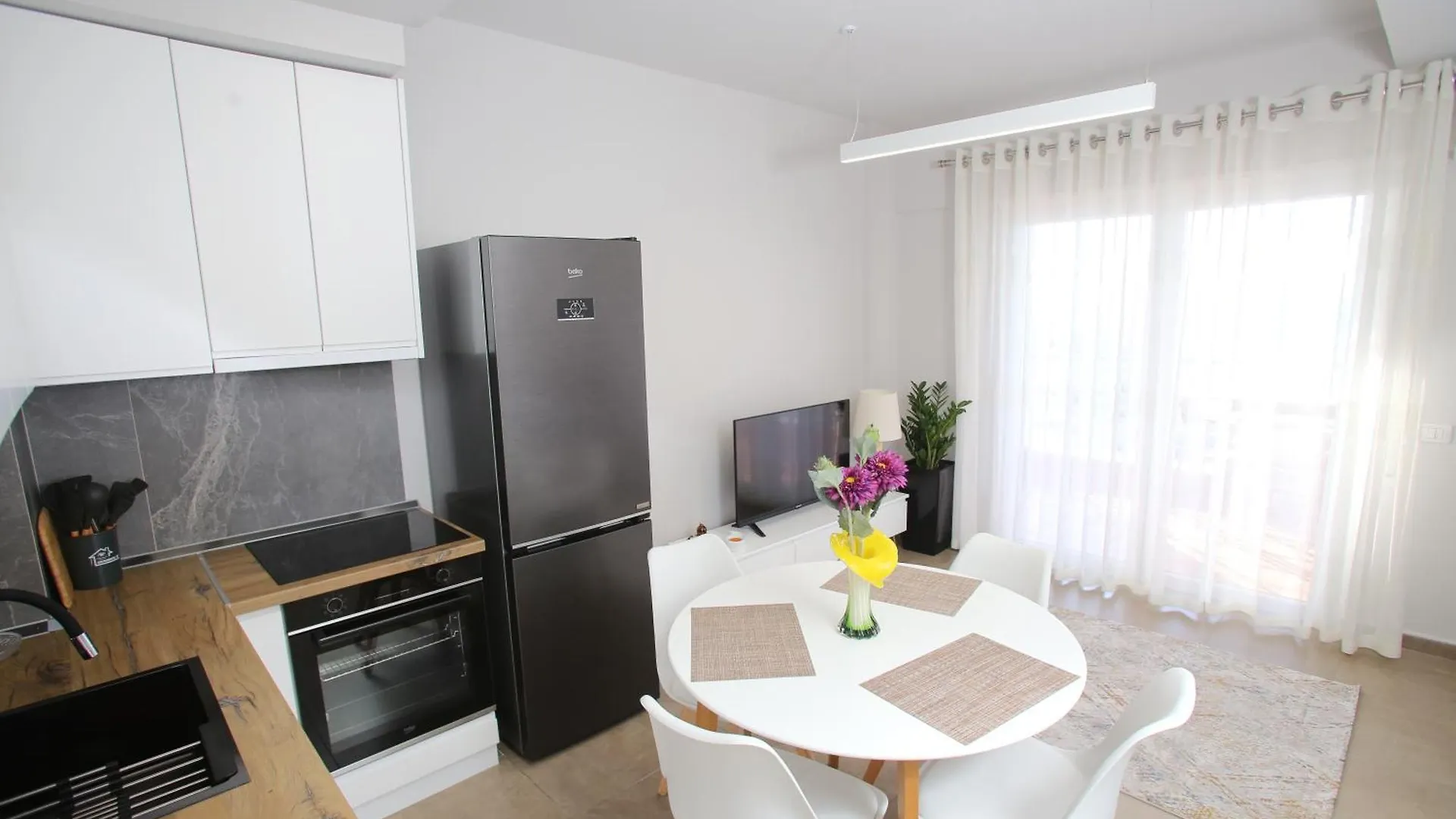 Nova Sea View Apartments Durrës